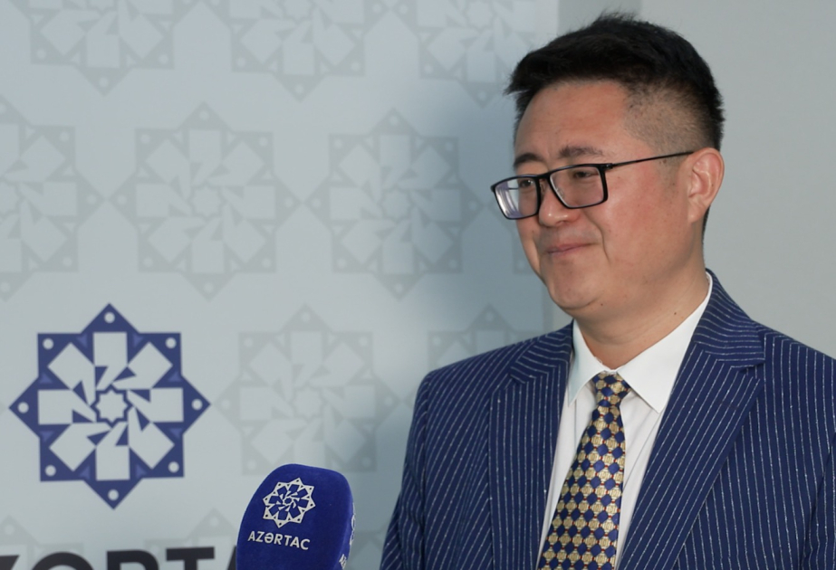 Профессор Жэньин Ли: Сотрудничество между Китаем и Азербайджаном в сфере образования и культуры имеет огромный потенциал – ЭКСКЛЮЗИВ  ВИДЕО