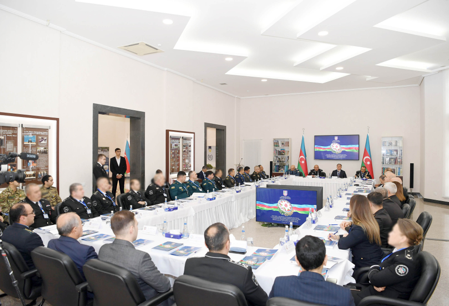 DTX-nin Akademiyasında Zəfər Gününə və “Konstitusiya və Suverenlik İli”nə həsr olunan respublika elmi-praktik konfransı keçirilib