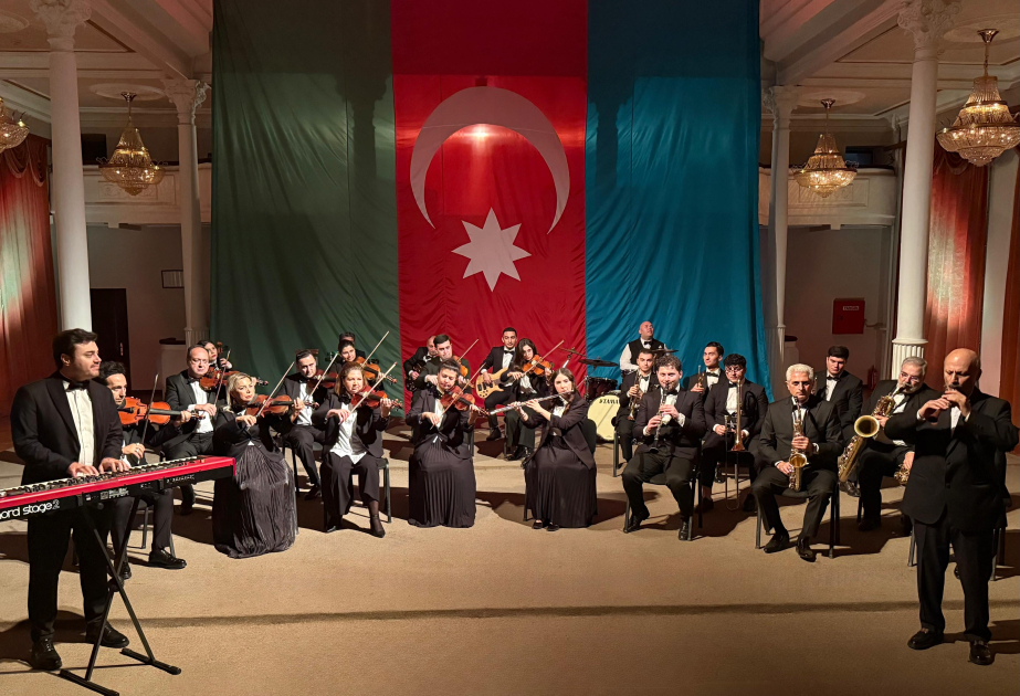 Dövlət Mahnı Teatrı Zəfərin 5 illiyinə “Qarabağ çalarları” adlı musiqili çarx təqdim edib