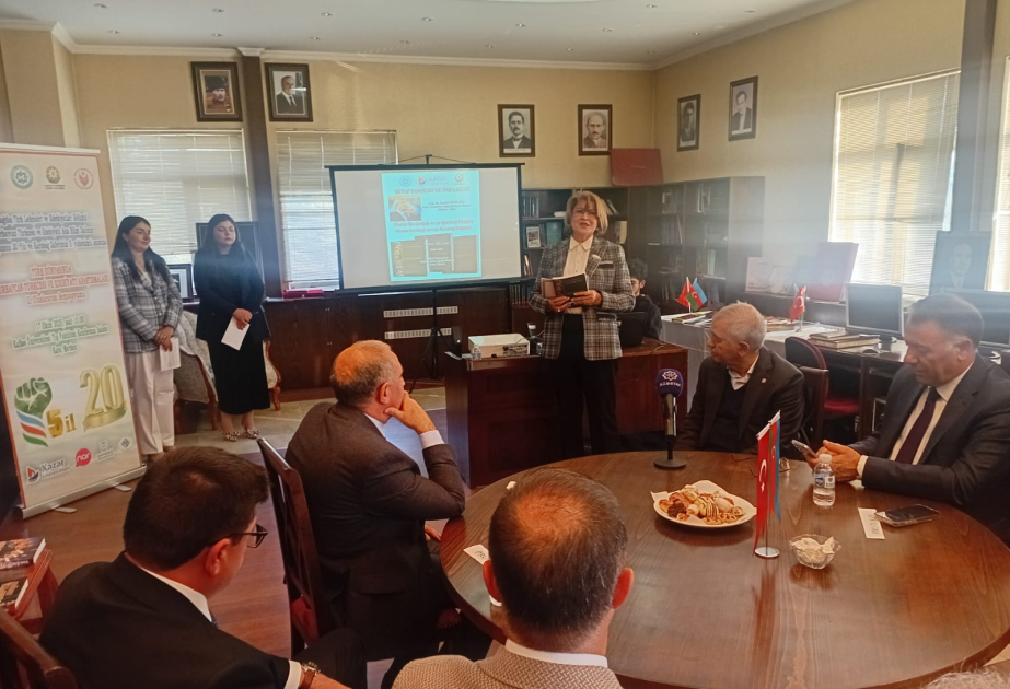 В учебном Центре Гейдара Алиева в Карсе презентована книга «Мой Карабах или Карабахский узел»