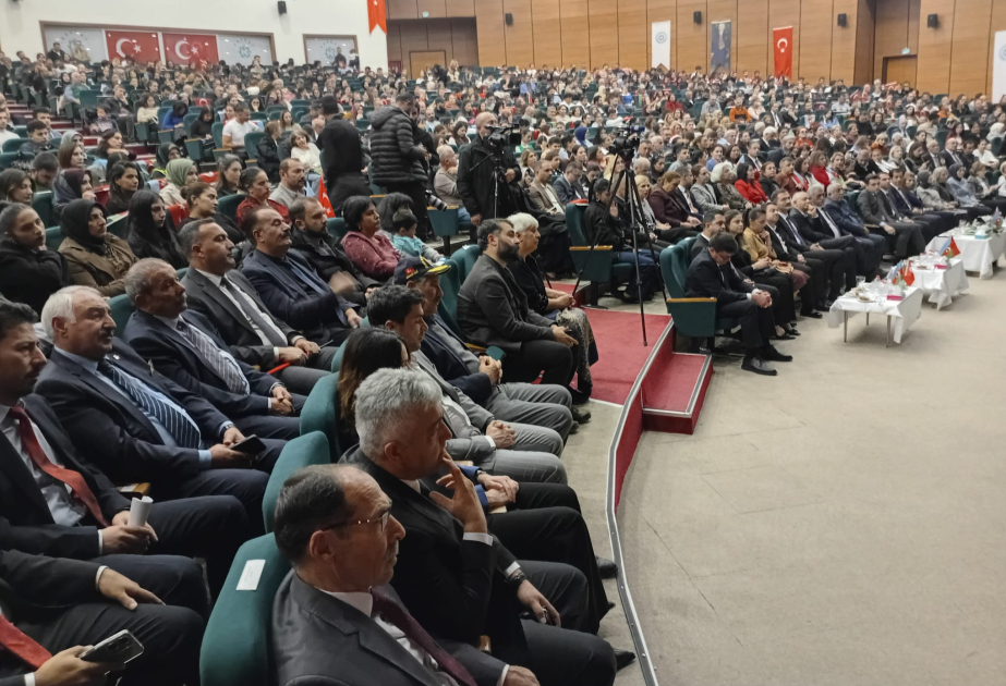Qarsda Zəfər Günü münasibətilə təntənəli tədbir keçirilib