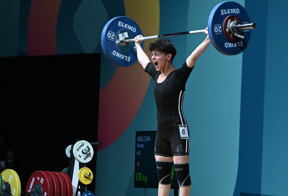 Azərbaycan ağırlıqqaldıranı İslamiadada 3 bürünc medal qazanıb