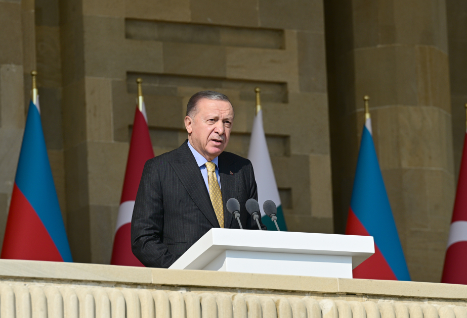 Erdoğan: “Cada gota de sangre derramada quedó escrita con letras de oro en nuestra historia común”