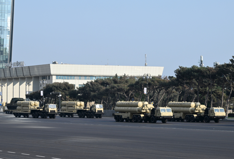 Системы вооружения, техника и авиационные средства, продемонстрированные на параде в Баку, являются наглядным показателем военной мощи Азербайджана