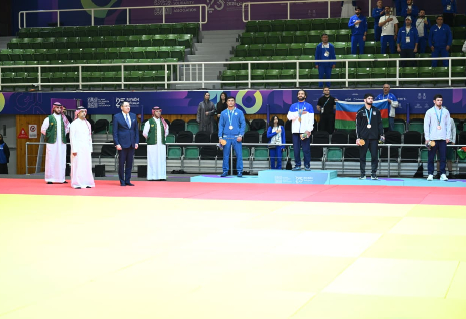 Azerbaijani judoka Hidayat Heydarov becomes double winner of Islamic Games