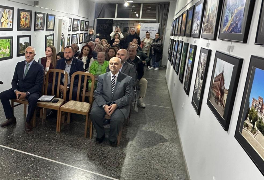 Yunanıstanda Zəfər Günü və Dövlət Bayrağı Günü qeyd olunub