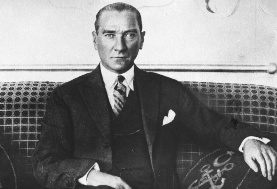 Турция чтит память Мустафы Кемаля Ататюрка