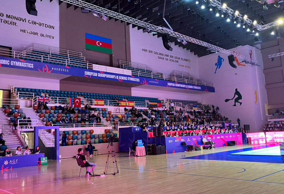 Gəncə aerobika gimnastikası üzrə Avropa çempionatına ev sahibliyi edir: tribunalarda həyəcan və qürur - REPORTAJ