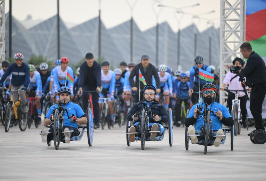 Se celebró una marcha ciclista dedicada al 9 de Noviembre – Día de la Bandera Nacional