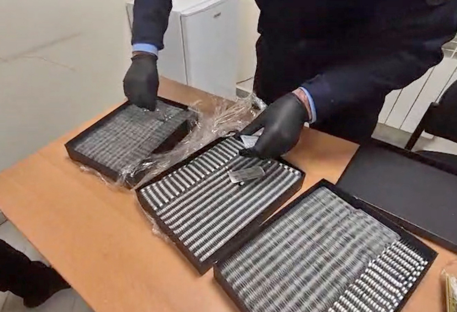 Şirniyyat qutularının içərisində gizlədilən dərman preparatları aşkar edilib