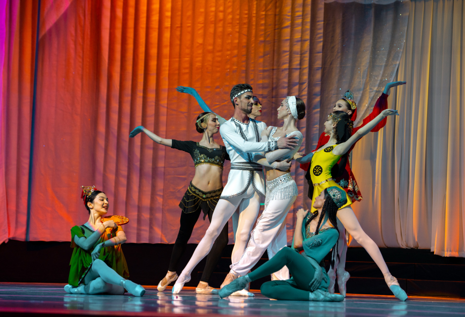 «Дни балета» в Баку завершились балетом «Семь красавиц»