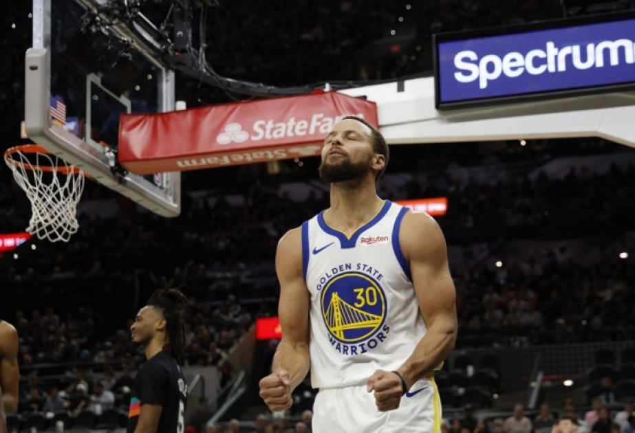 Стефен Карри стал ближе к рекорду Майкла Джордана