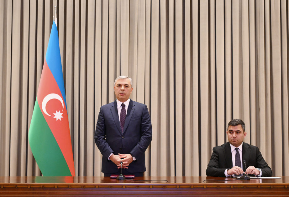 El Jefe de la Administración Presidencial presentó al público al Representante Plenipotenciario del Presidente de Azerbaiyán en la República Autónoma de Najchiván