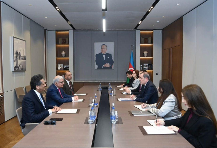 Azerbaijani Foreign Minister meets with Pakistan's Federal Ombudsman