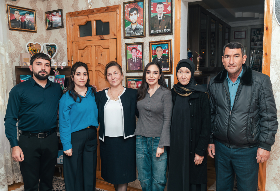 ليلى علييفا تزور عائلة الأخوين الشهيدين في منكجوير وتتعرف على عدد من المؤسسات الاجتماعية