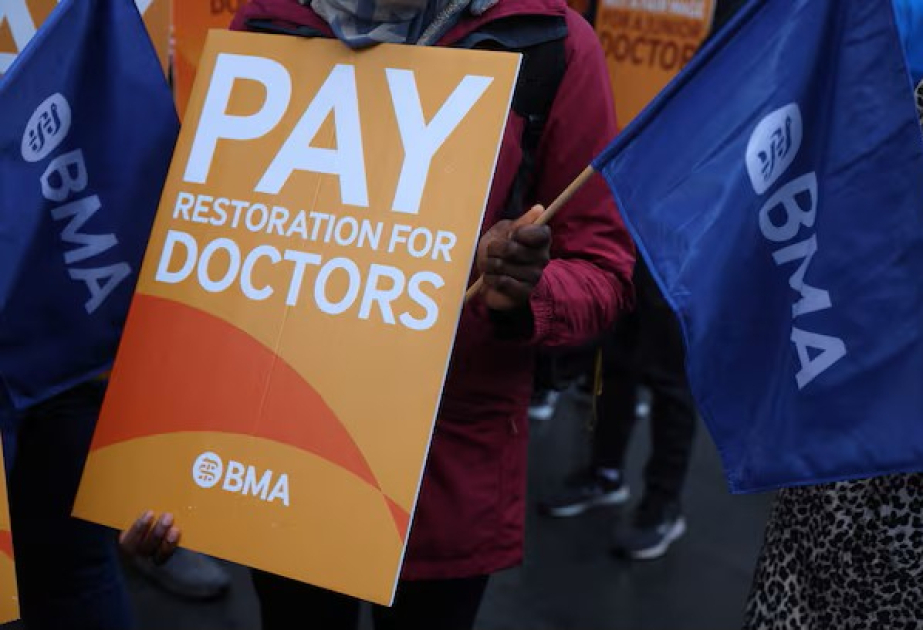 Врачи-интерны Великобритании начинают пятидневную забастовку