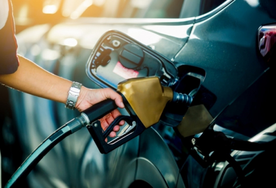 Azərbaycanda benzin və dizel yanacağı satışından əldə olunan gəlirlər 8 faizədək artıb