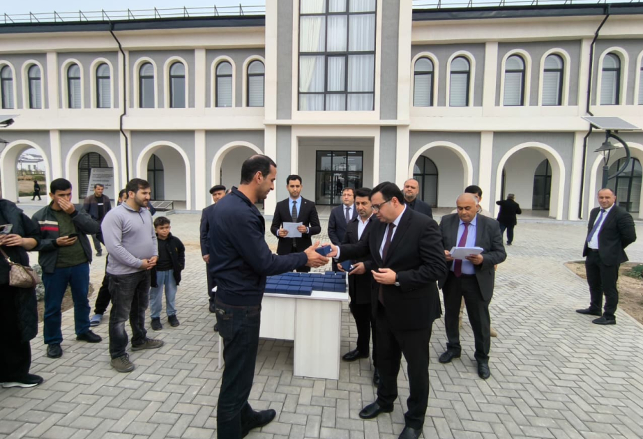 伟大的回归：阿格达姆区赫迪尔利村又50户家庭拿到了房屋钥匙