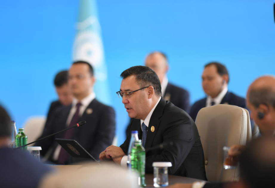 Sadyr Japarov: "El proyecto de construcción del Corredor de Zangezur aparece como la continuación lógica del ferrocarril China–Kirguistán–Uzbekistán"