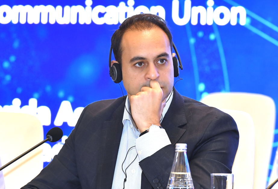“Huawei” rəsmisi azərbaycanlı gəncləri rəqəmsal həllərin yaradılması üzrə layihələrdə iştiraka dəvət edib