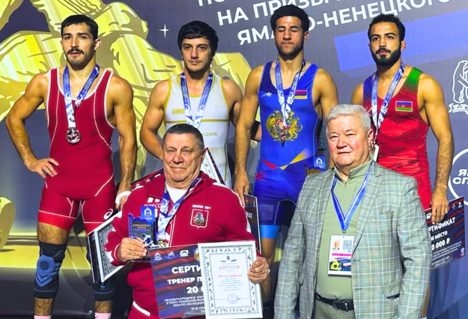 Azərbaycan güləşçiləri Rusiyadan 5 medalla qayıdırlar