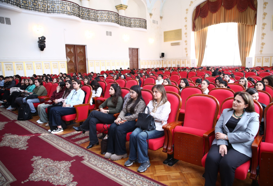 Pedaqoji Universitetdə Təhsil Tələbə Kredit Fondunun infosessiyası keçirilib