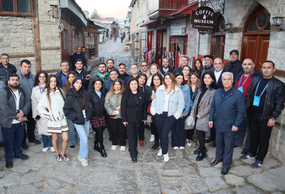 Qış turizm mövsümündən əvvəl daxili turizm imkanları nümayiş etdirilib