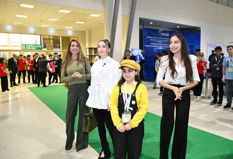 La Vicepresidenta de la Fundación Heydar Aliyev, Leyla Aliyeva, visitó el Festival Internacional STEAM Azerbaiyán