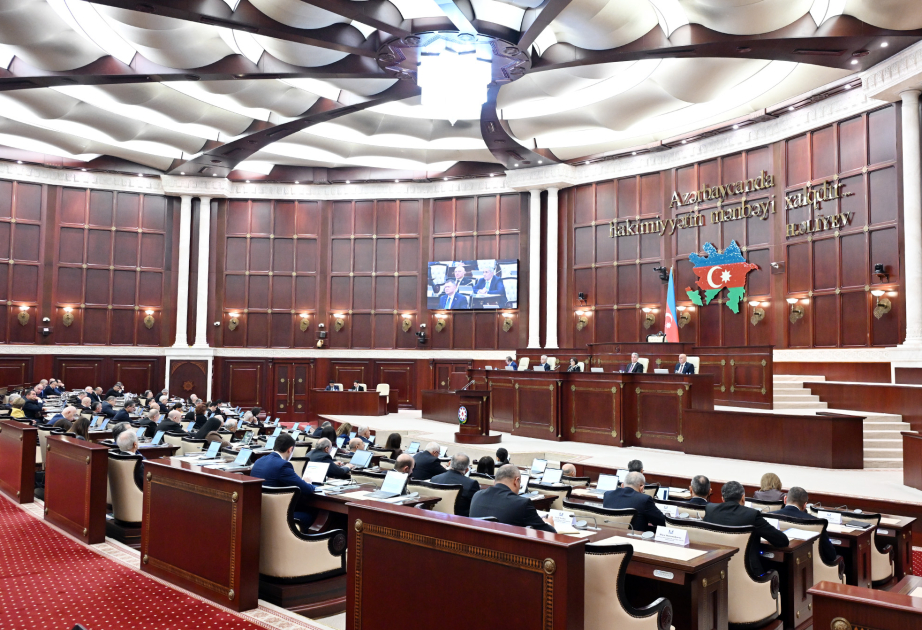 В парламенте продолжаются обсуждения государственного бюджета на 2026 год и законопроектов, включенных в бюджетный пакет