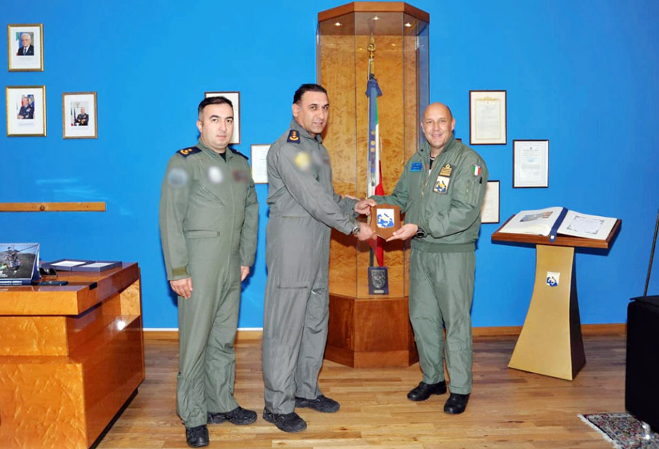 Militärexperten Aserbaidschans und Italiens treffen sich zu Beratungen