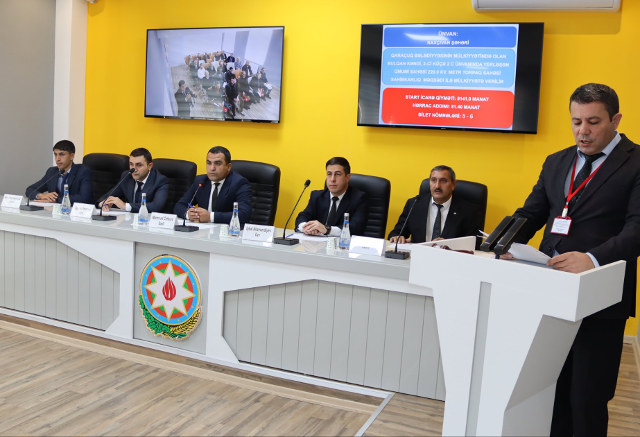 Naxçıvanda hərrac yolu ilə 5 torpaq sahəsi mülkiyyətə verilib