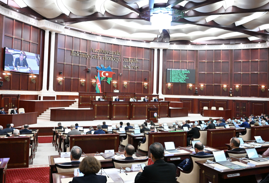 Milli Məclisdə 2026-cı ilin büdcə zərfinin birinci oxunuşda müzakirəsi başa çatıb YENİLƏNİB VİDEO