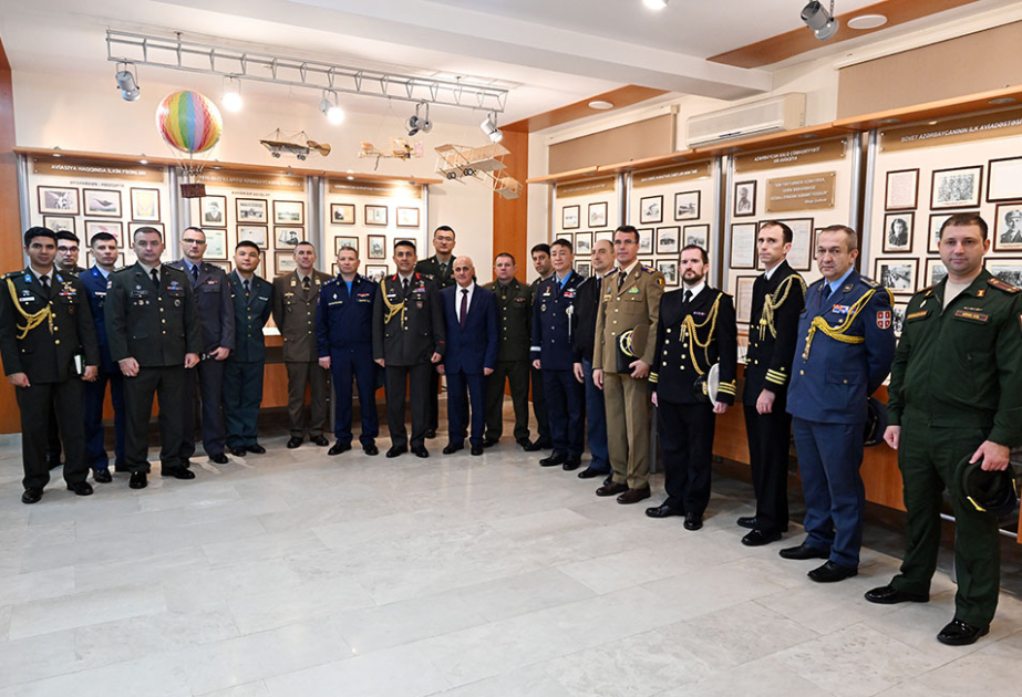 Hərbi attaşelər Milli Aviasiya Akademiyasını ziyarət ediblər