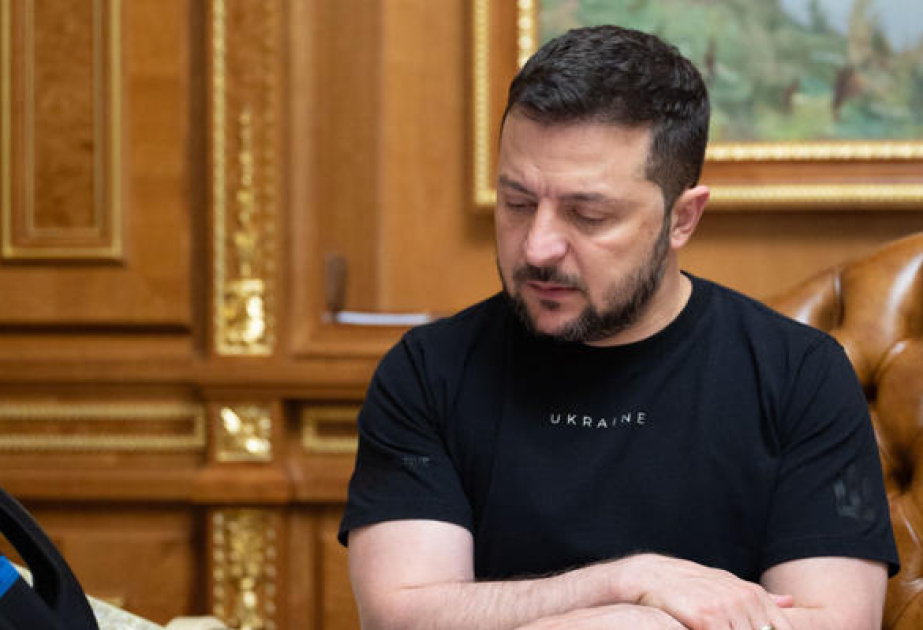 Zelenski və Starmer sülh planını müzakirə ediblər