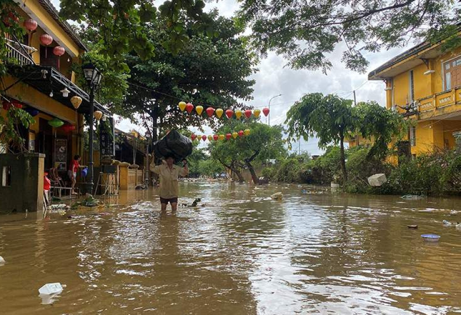At least 90 dead, 12 missing after floods hit central Vietnam