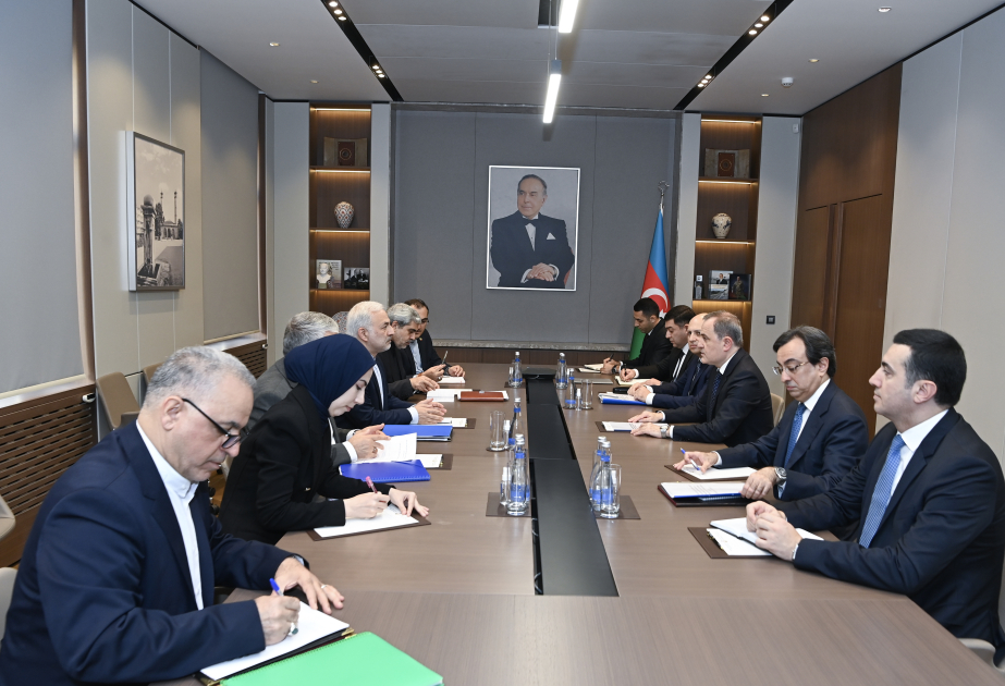 Azerbaiyán e Irán analizan perspectivas de cooperación