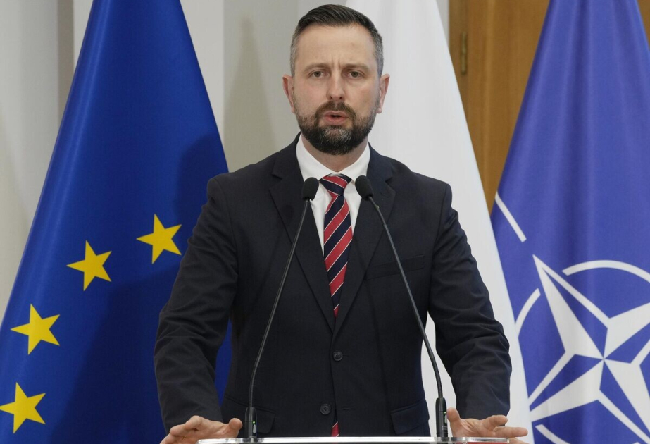 Министр обороны Польши: НАТО должно ускорить работу по защите восточного фланга от беспилотников