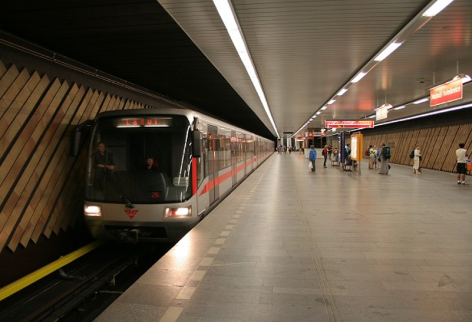 Praqa metrosunun tarixi: ideyalardan müasir sistemə