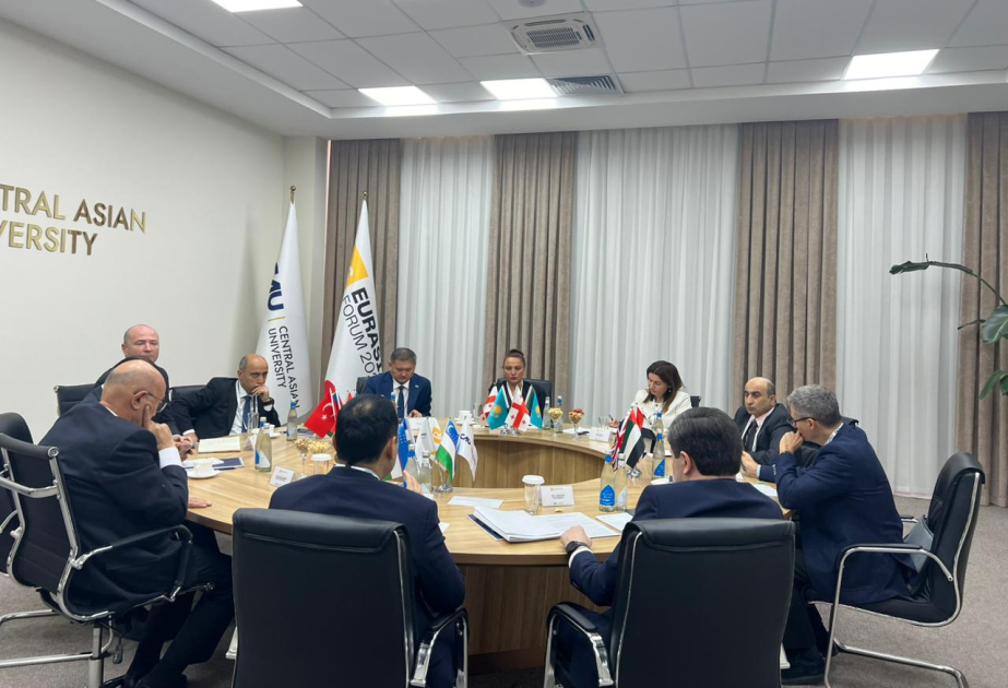 Ali təhsil müəssisələrinin institusional fəaliyyət göstəriciləri müzakirə olunub
