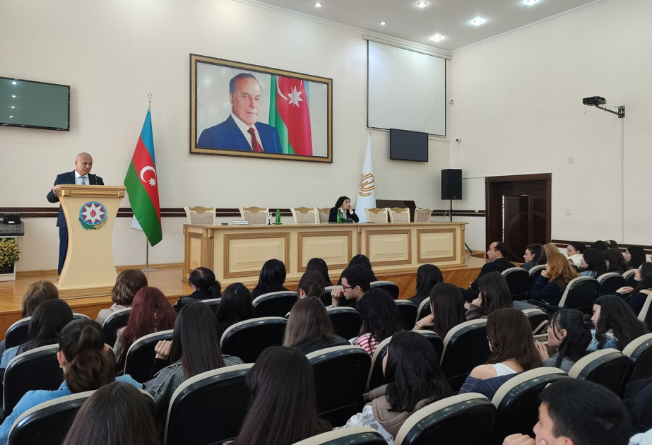 GDU-da kitab təqdimatı keçirilib