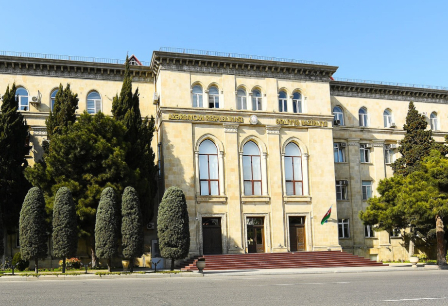 Le président des Émirats arabes unis reçoit le ministre azerbaïdjanais de la Justice