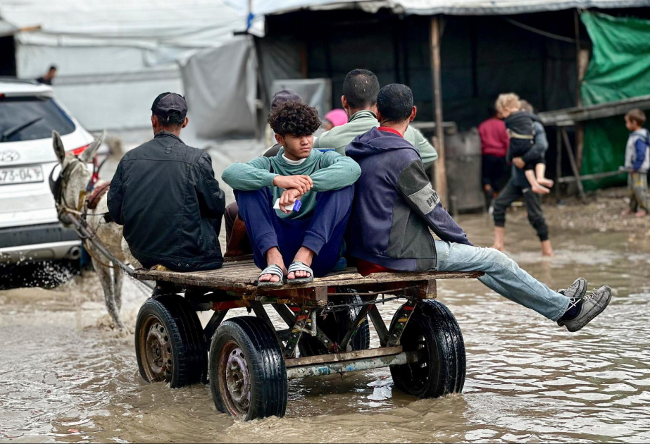 Unwetter: Überschwemmungen in Zelt-Unterkünften im Gazastreifen