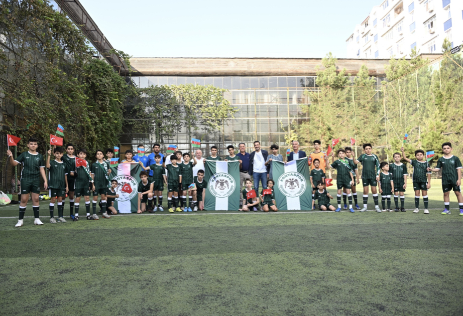“Konyaspor”un Bakıdakı futbol məktəbi Türkiyədə turnirə qatılacaq