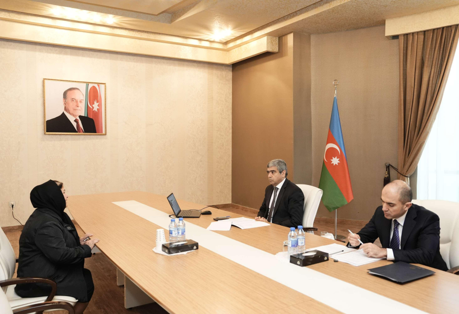 Əmək və əhalinin sosial müdafiəsi naziri İmişlidə vətəndaşların müraciətlərini dinləyib