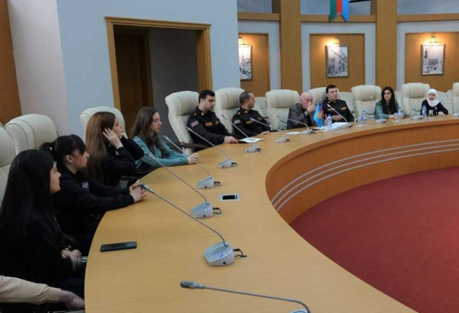 FHN-in Akademiyasında “Konstitusiya və Suverenlik İli” çərçivəsində tədbir keçirilib
