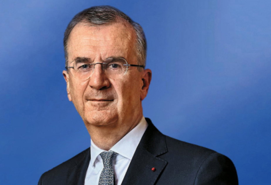 Fransa Mərkəzi Bankının rəhbəri ölkənin “tədricən boğulma” təhlükəsi altında olması ilə bağlı xəbərdarlıq edib