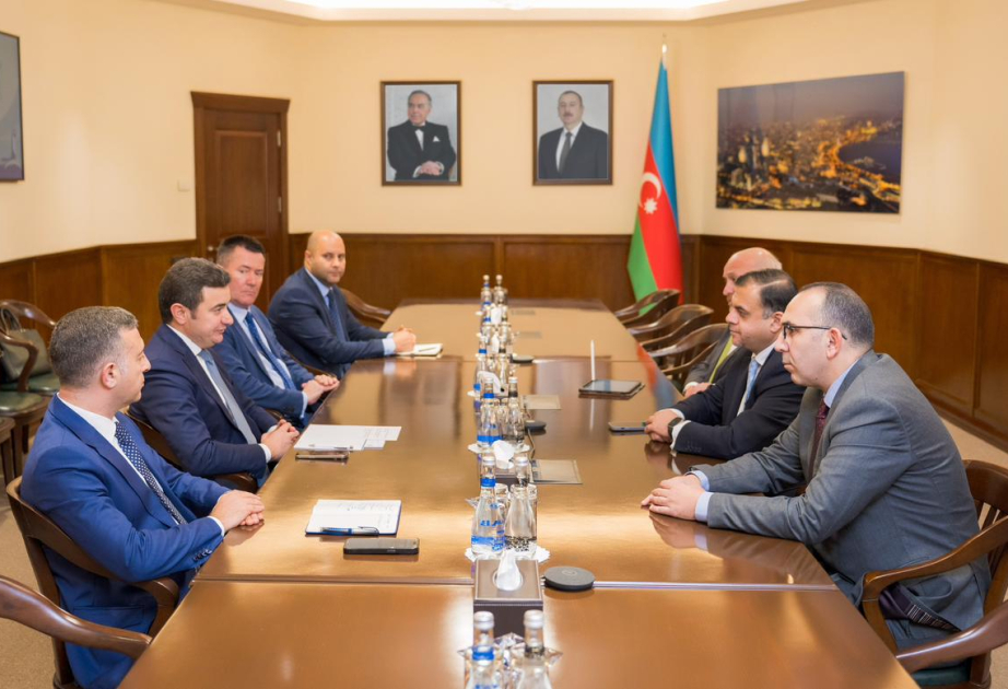 AZAL y la delegación jordana analizan la ampliación de la cooperación en el ámbito de la aviación civil