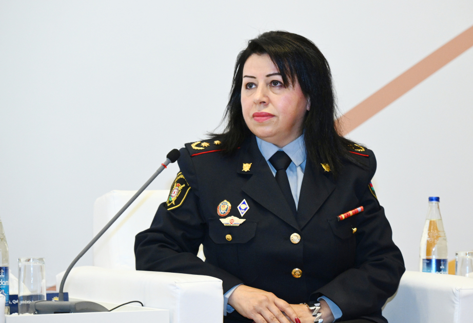 Qadın polis əməkdaşları məişət zorakılığı ilə mübarizədə fəal iştirak edirlər