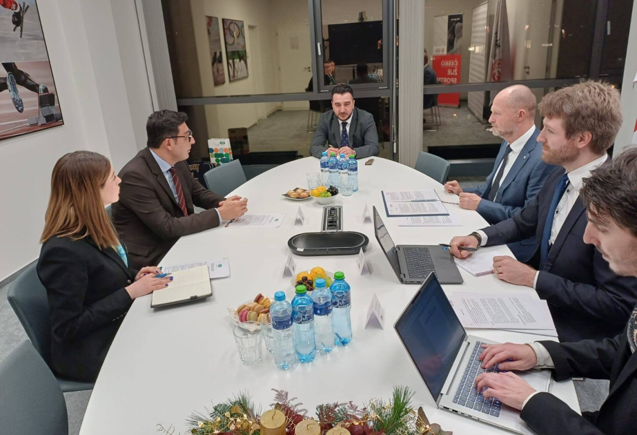 Se debate la ampliación de la cooperación en el ámbito deportivo entre Azerbaiyán y la República Checa