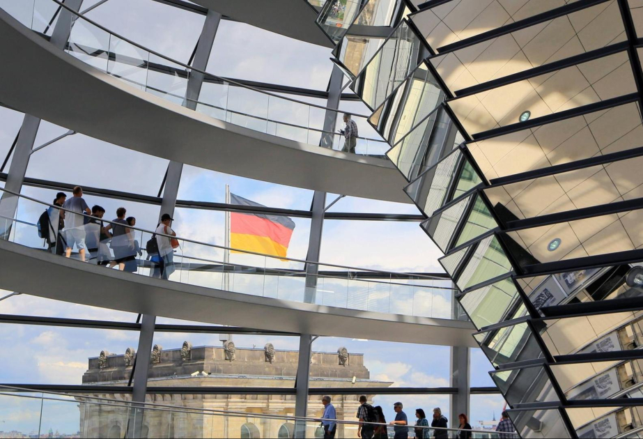 Deutschland: Bundestag stimmt über Haushalt 2026 ab